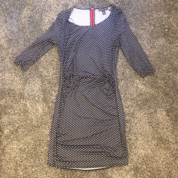 A Pea in the Pod Midi Dress. - Picture 2 of 7